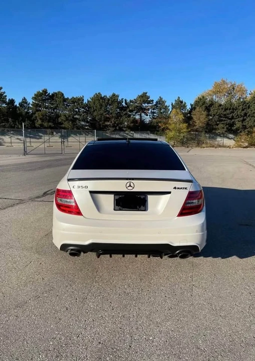 2012 Mercedes-Benz W204 C-Class - Image 2 of 5