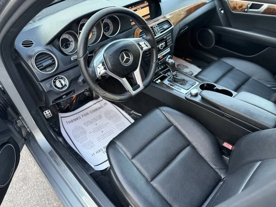 2012 Mercedes-Benz W204 C-Class - Image 10 of 17