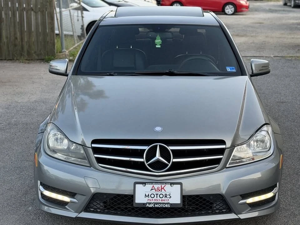 2012 Mercedes-Benz W204 C-Class - Image 4 of 17