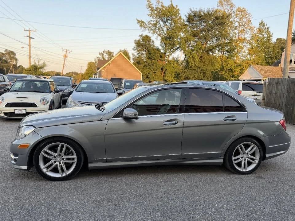 2012 Mercedes-Benz W204 C-Class - Image 5 of 17