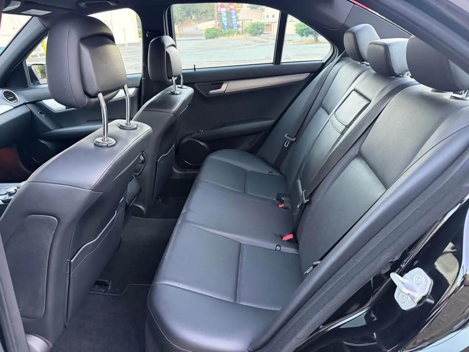 2012 Mercedes-Benz W204 C-Class - Image 12 of 18
