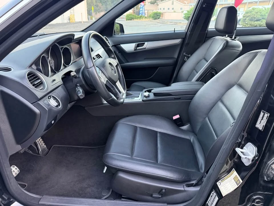 2012 Mercedes-Benz W204 C-Class - Image 10 of 18