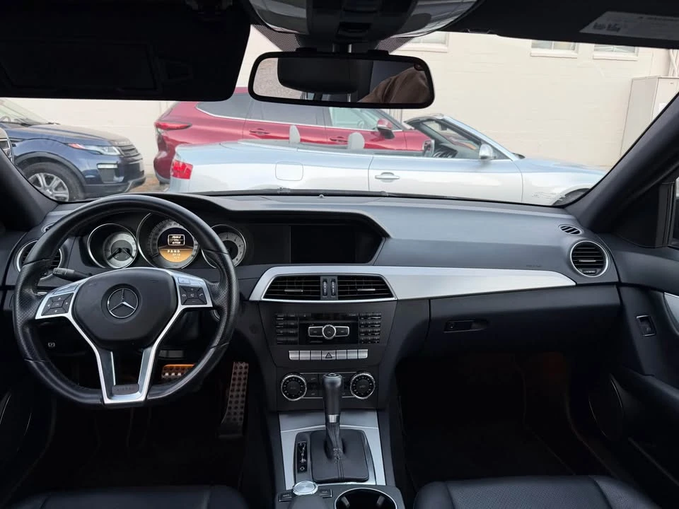 2012 Mercedes-Benz W204 C-Class - Image 11 of 18