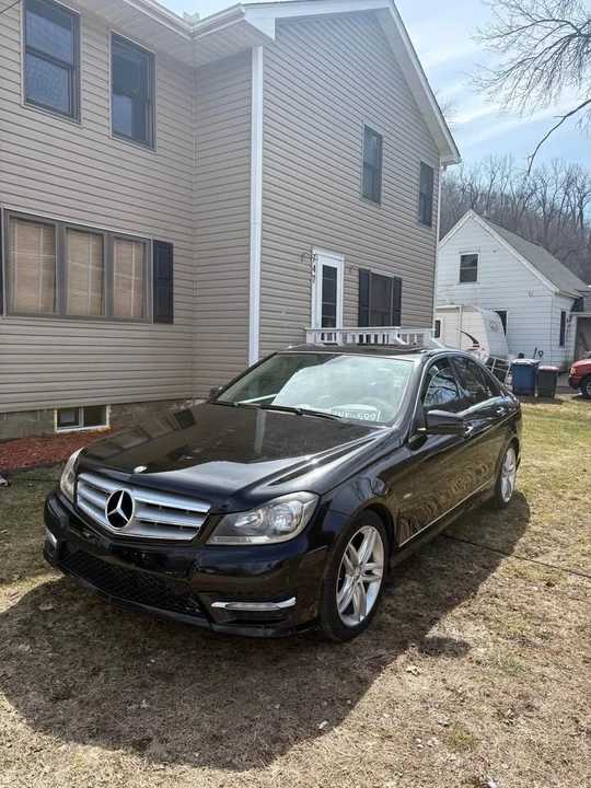 2012 Mercedes-Benz W204 C-Class - Image 2 of 10