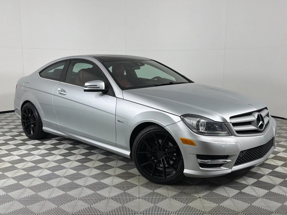 2012 Mercedes-Benz W204 C-Class - Image 2 of 12