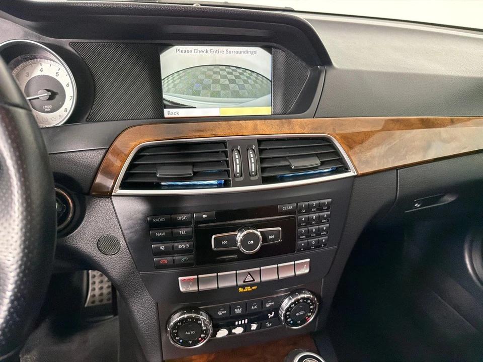 2012 Mercedes-Benz W204 C-Class - Image 16 of 18