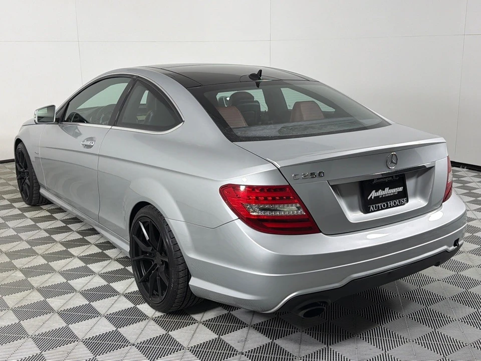 2012 Mercedes-Benz W204 C-Class - Image 5 of 12
