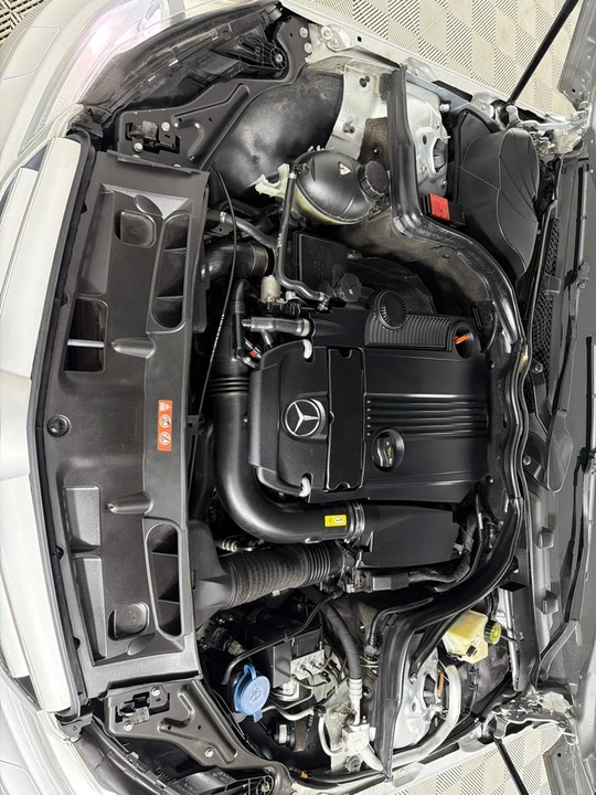 2012 Mercedes-Benz W204 C-Class - Image 18 of 18