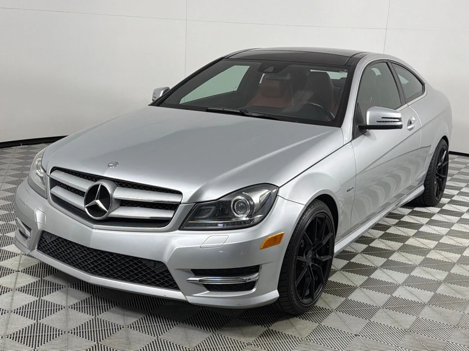2012 Mercedes-Benz W204 C-Class - Image 8 of 18