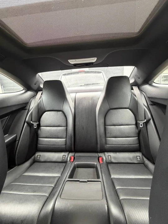2012 Mercedes-Benz W204 C-Class - Image 8 of 13