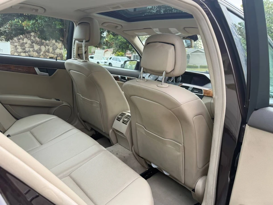 2012 Mercedes-Benz W204 C-Class - Image 10 of 14