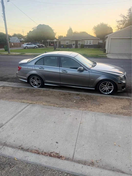 2012 Mercedes-Benz W204 C-Class - Image 6 of 13