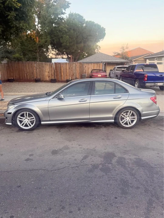 2012 Mercedes-Benz W204 C-Class - Image 2 of 13