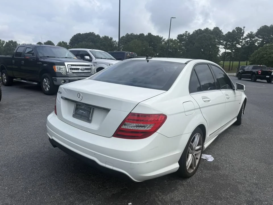 2012 Mercedes-Benz W204 C-Class - Image 5 of 10