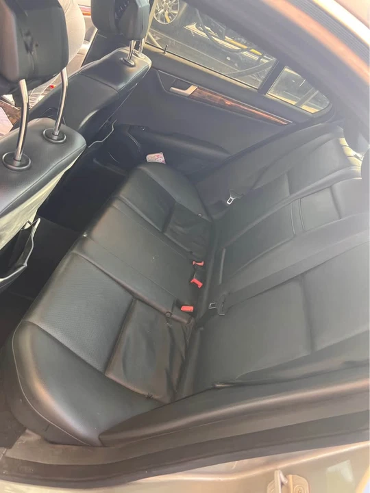 2012 Mercedes-Benz W204 C-Class - Image 8 of 13