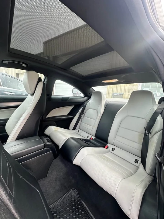 2012 Mercedes-Benz W204 C-Class - Image 9 of 12