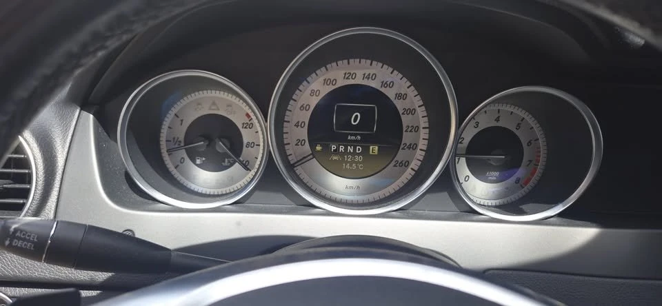 2012 Mercedes-Benz W204 C-Class - Image 8 of 9