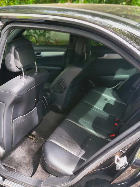 2012 Mercedes-Benz W204 C-Class - Image 3 of 5