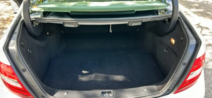 2012 Mercedes-Benz W204 C-Class - Image 15 of 16