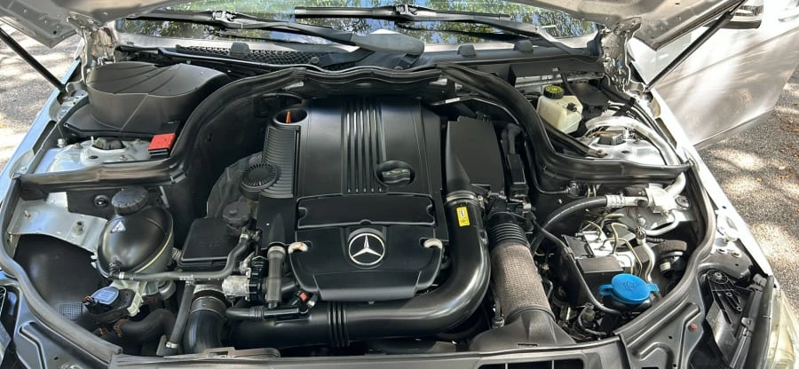 2012 Mercedes-Benz W204 C-Class - Image 14 of 16