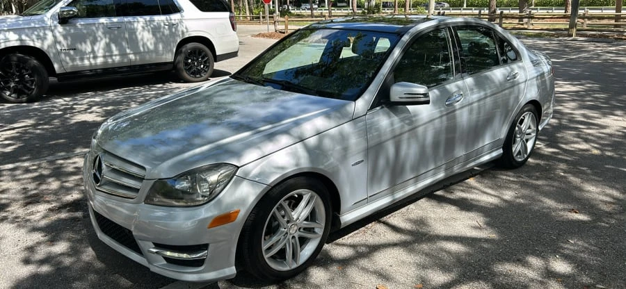 2012 Mercedes-Benz W204 C-Class - Image 4 of 16