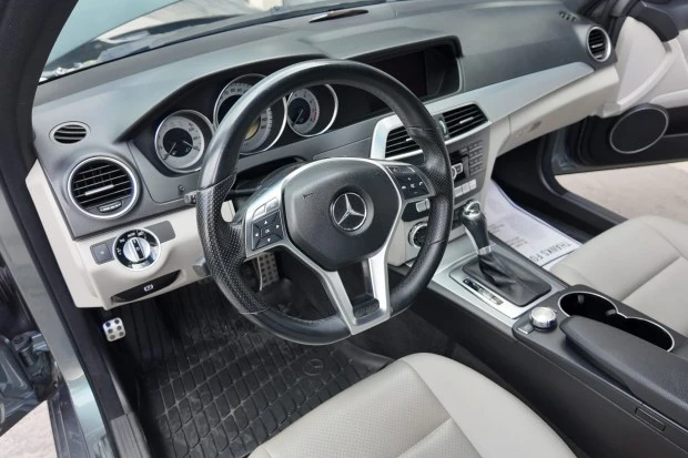 2012 Mercedes-Benz W204 C-Class - Image 5 of 7