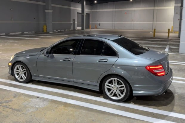 2012 Mercedes-Benz W204 C-Class - Image 2 of 7
