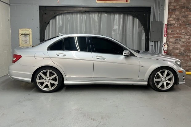 2012 Mercedes-Benz W204 C-Class - Image 3 of 7