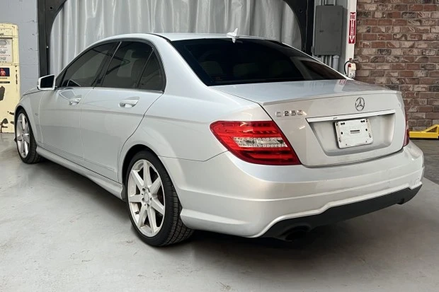2012 Mercedes-Benz W204 C-Class - Image 2 of 7