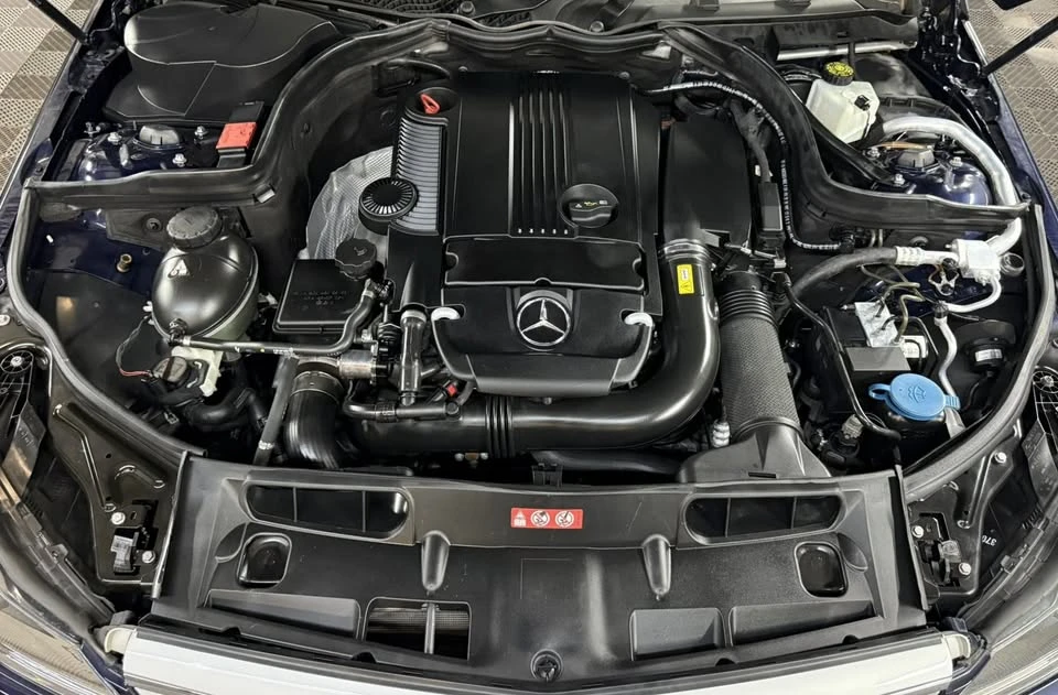 2012 Mercedes-Benz W204 C-Class - Image 19 of 20