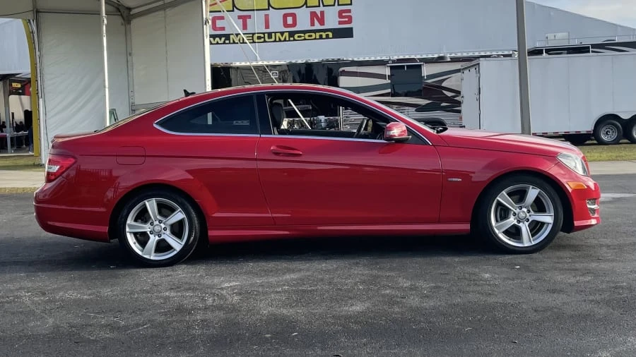 2012 Mercedes-Benz W204 C-Class - Image 2 of 10
