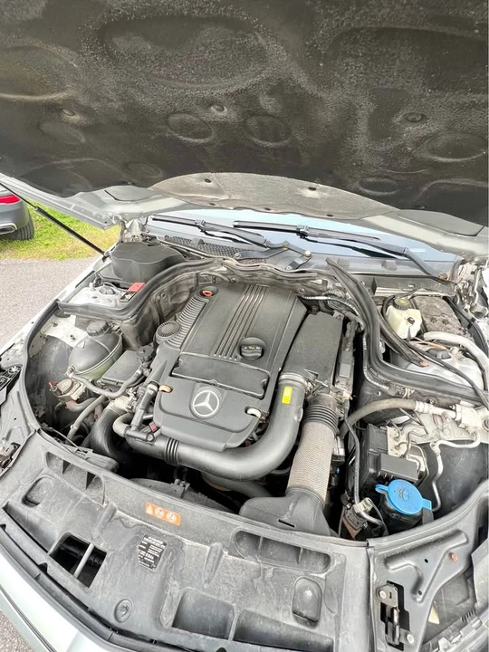 2012 Mercedes-Benz W204 C-Class - Image 17 of 17