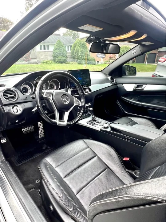 2012 Mercedes-Benz W204 C-Class - Image 11 of 17