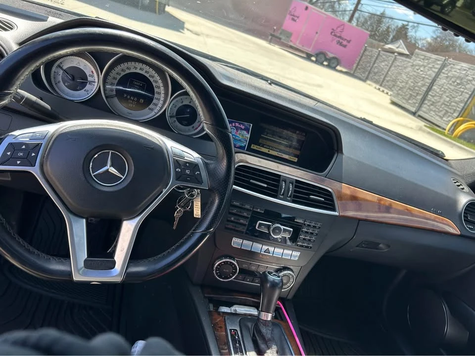 2012 Mercedes-Benz W204 C-Class - Image 5 of 9