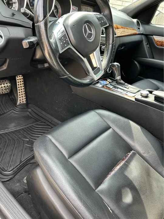 2012 Mercedes-Benz W204 C-Class - Image 6 of 9