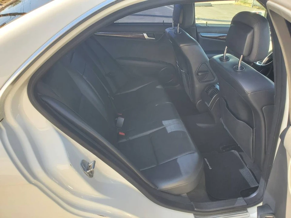 2012 Mercedes-Benz W204 C-Class - Image 10 of 12
