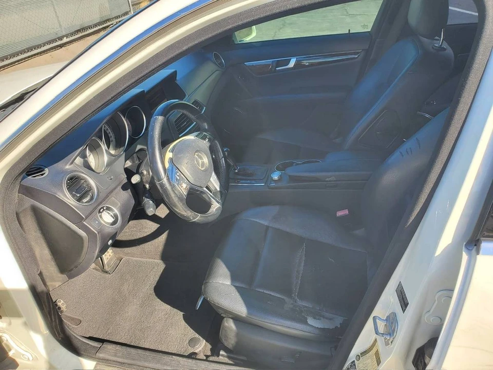 2012 Mercedes-Benz W204 C-Class - Image 2 of 12
