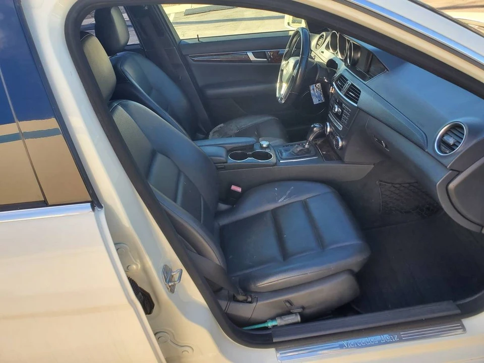 2012 Mercedes-Benz W204 C-Class - Image 11 of 12