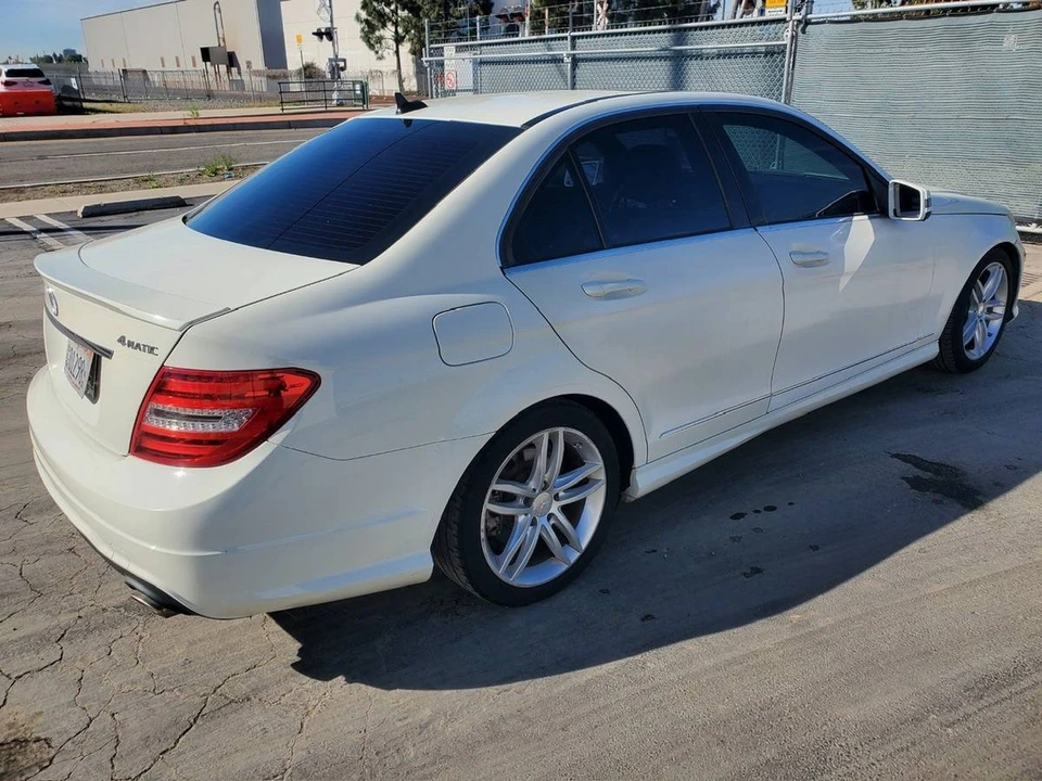 2012 Mercedes-Benz W204 C-Class - Image 4 of 12
