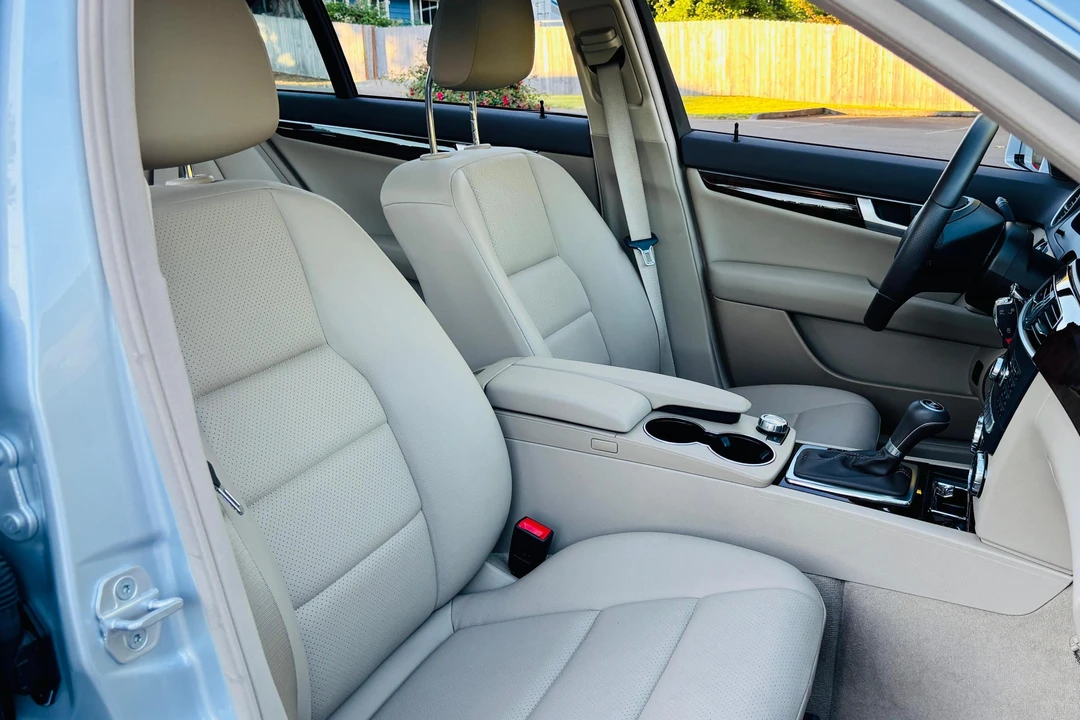 2012 Mercedes-Benz W204 C-Class - Image 31 of 31