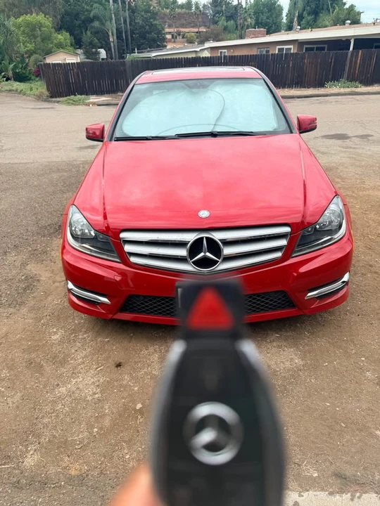 2012 Mercedes-Benz W204 C-Class - Image 2 of 7