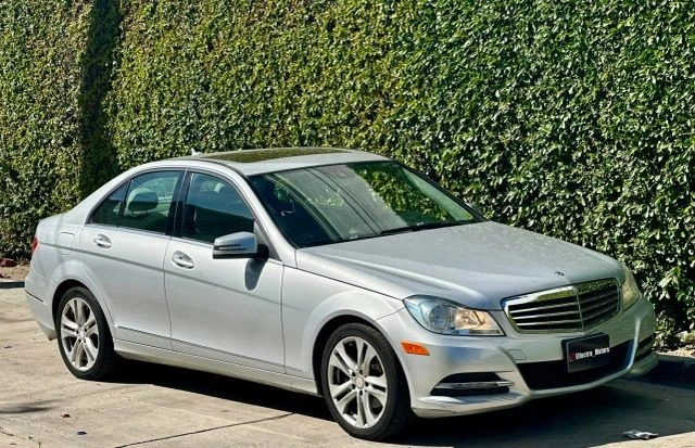 2012 Mercedes-Benz W204 C-Class - Image 13 of 21
