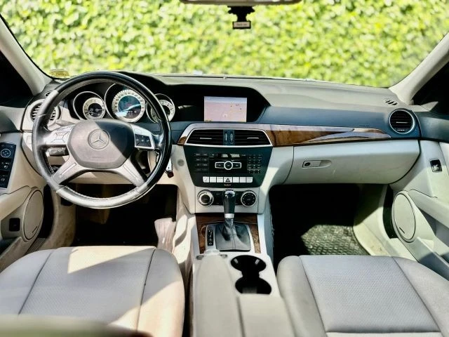 2012 Mercedes-Benz W204 C-Class - Image 20 of 21