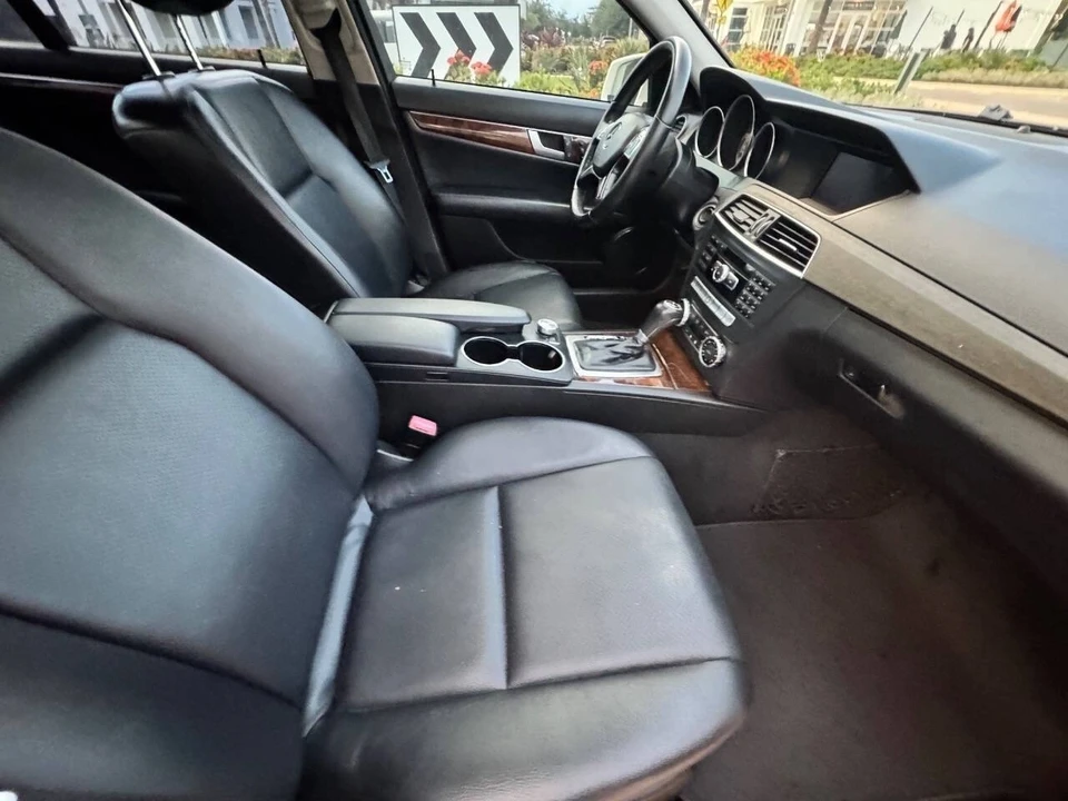 2012 Mercedes-Benz W204 C-Class - Image 20 of 21