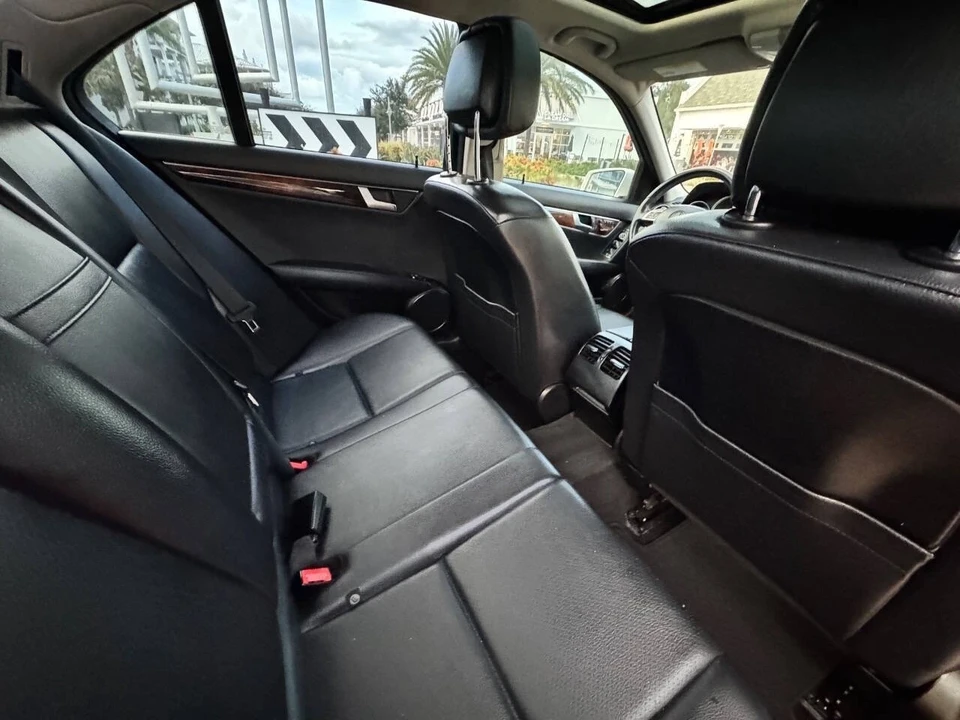 2012 Mercedes-Benz W204 C-Class - Image 19 of 21