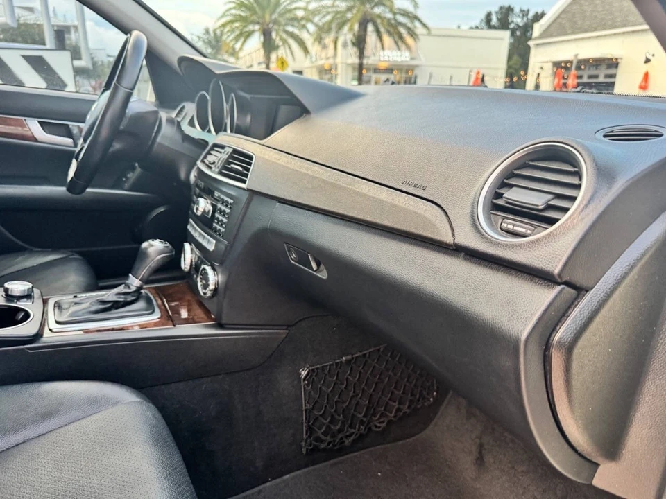 2012 Mercedes-Benz W204 C-Class - Image 21 of 21
