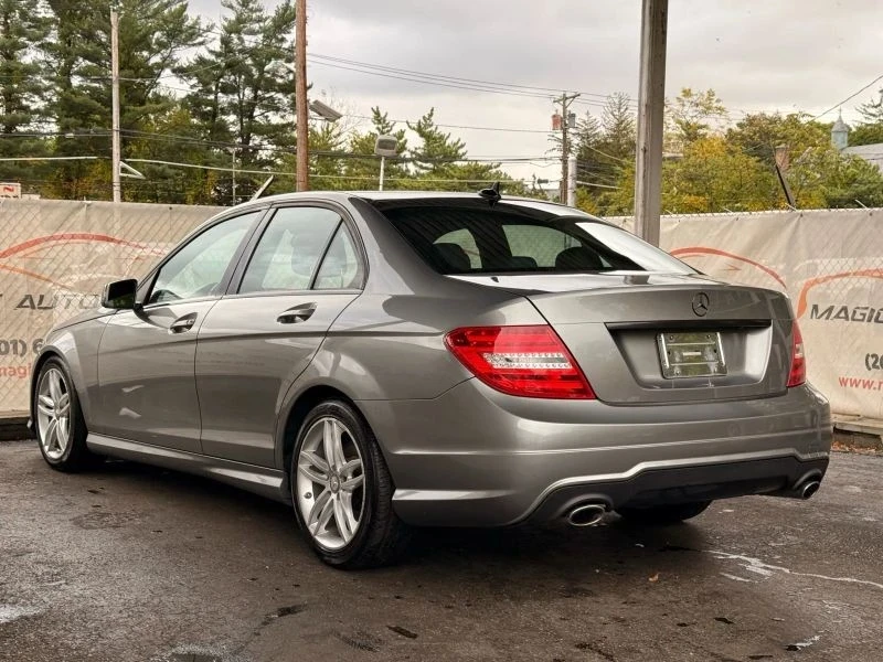 2012 Mercedes-Benz W204 C-Class - Image 11 of 12