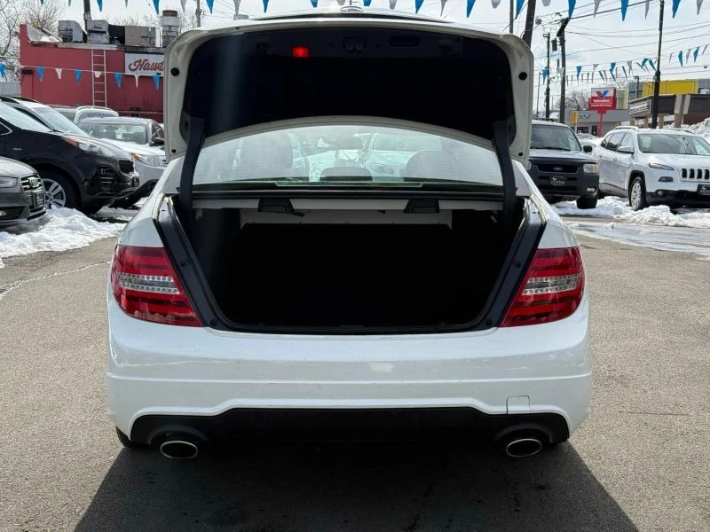 2012 Mercedes-Benz W204 C-Class - Image 10 of 12