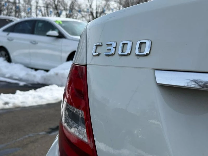 2012 Mercedes-Benz W204 C-Class - Image 7 of 12