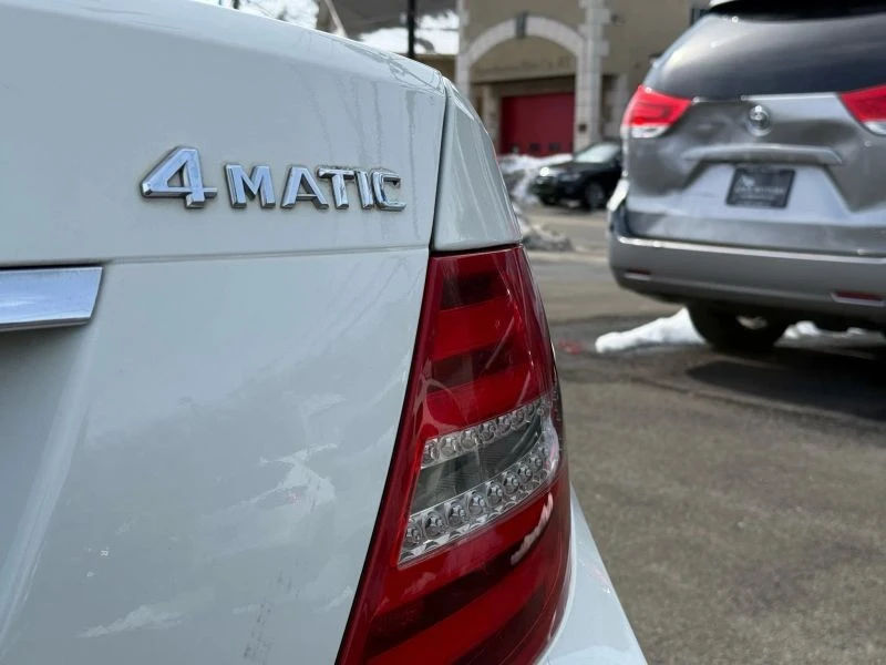 2012 Mercedes-Benz W204 C-Class - Image 6 of 12